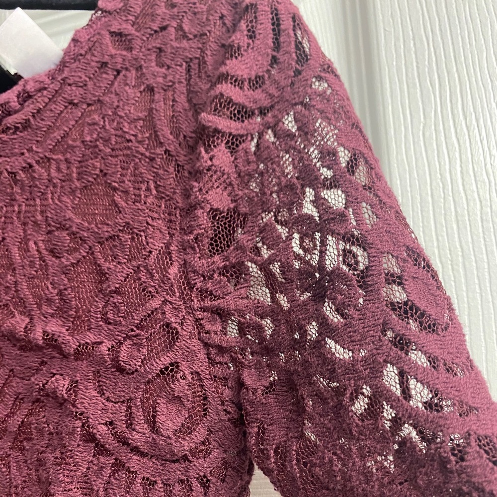 Dress - Picture 3 of 4